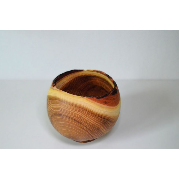 bol en robinier faux-acacia, avec écorce apparente et veinage prononcé