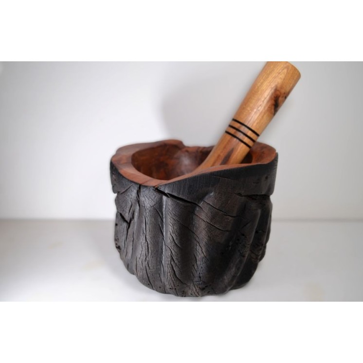 Magnifique mortier pilon réalisé en frêne et faux acacia