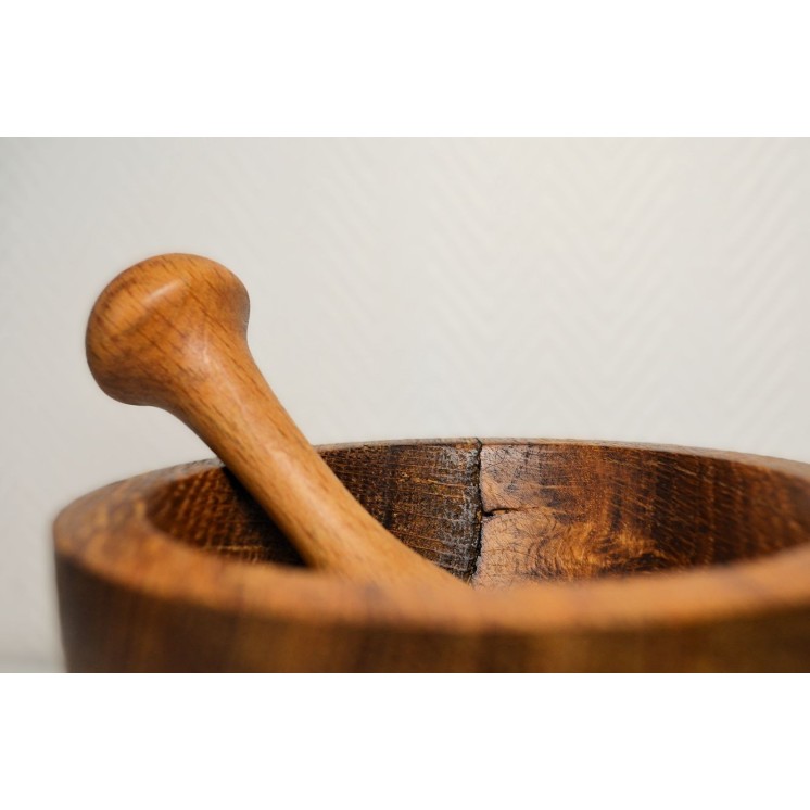 Mortier pilon réalisé dans du bois de hêtre et faux acacia