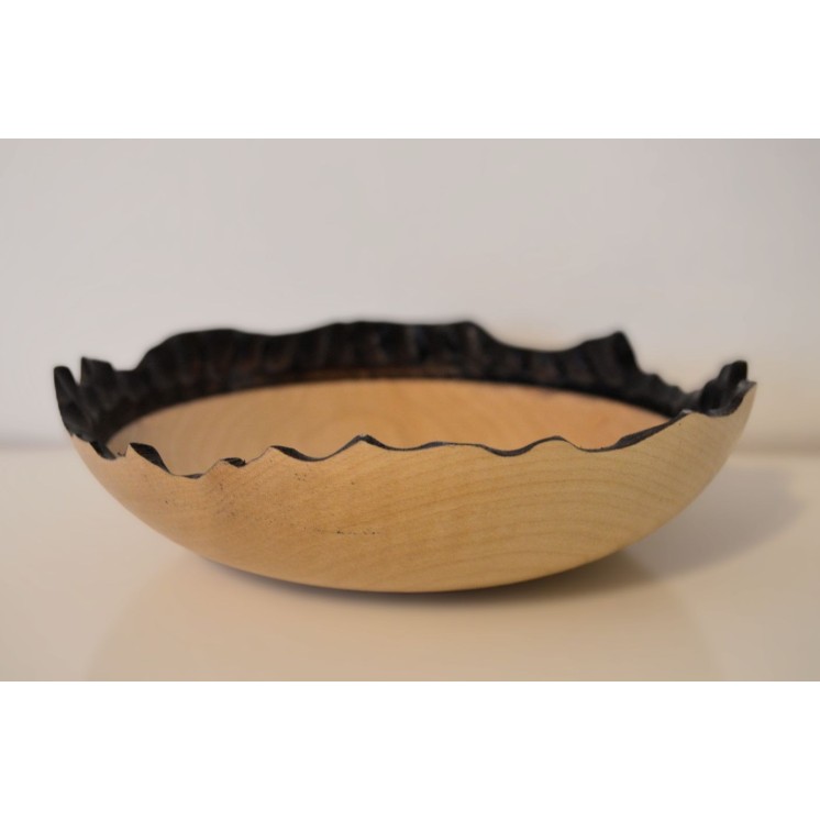 Assiette en érable au design épuré