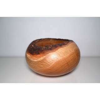 Coupe en chêne avec écorce apparente