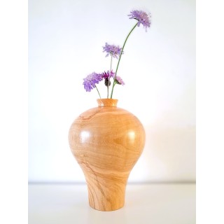 Soliflore en cerisier pour fleurs fraîches  – Epuré & raffiné