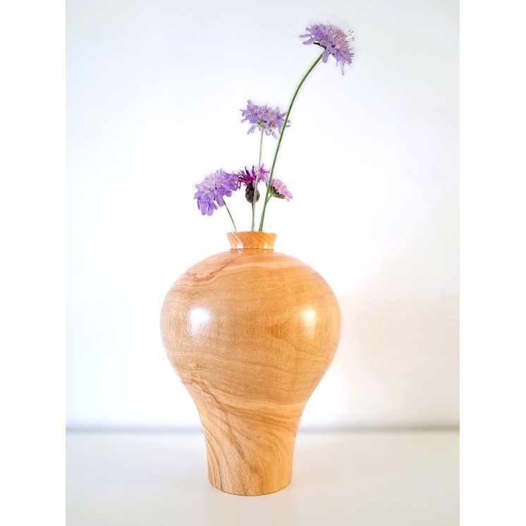 Soliflore en cerisier pour fleurs fraîches  – Epuré & raffiné